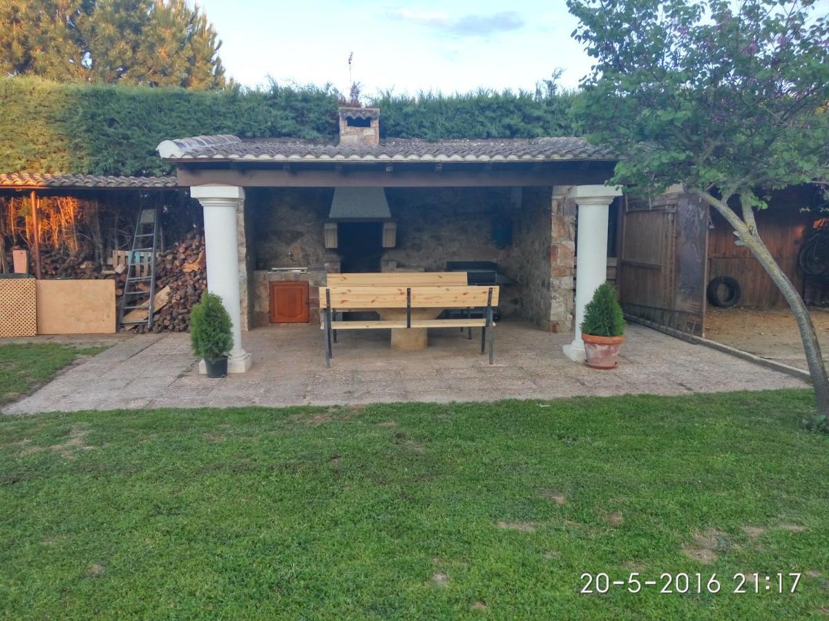 El Campillo Villa Pelabravo Exterior photo