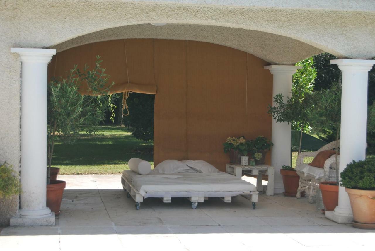 El Campillo Villa Pelabravo Exterior photo